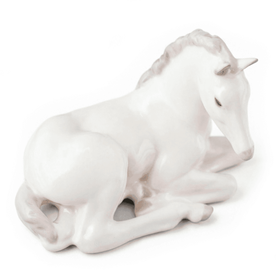Скульптура ИФЗ Жеребенок лежащий | Фото 1