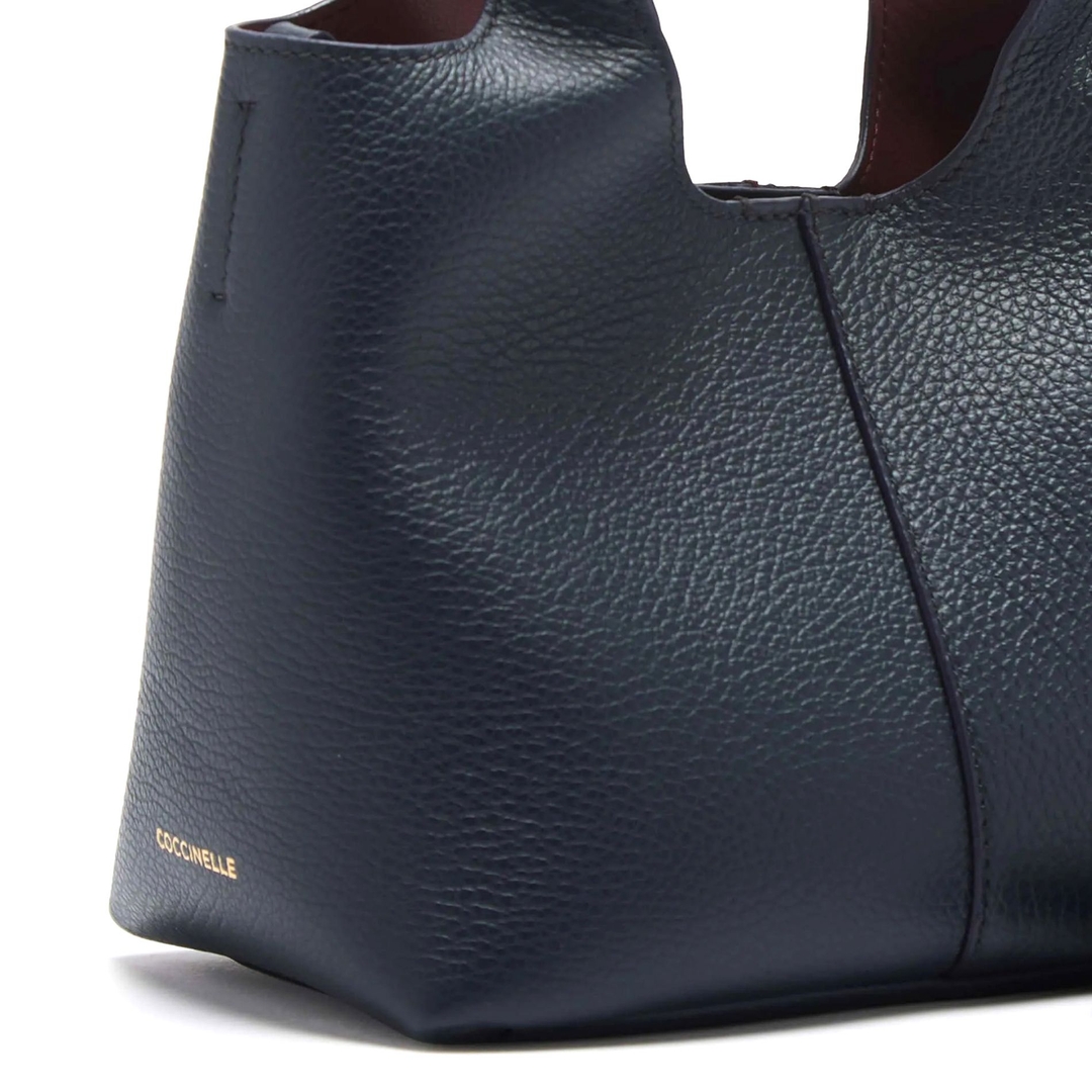 Женская сумка Coccinelle C-Easy Small | Фото 4