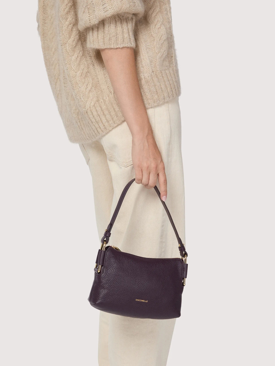 Женская сумка Coccinelle Rebekka | Фото 5