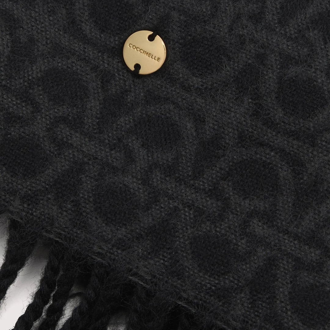 Женский шарф Coccinelle Monogram | Фото 2