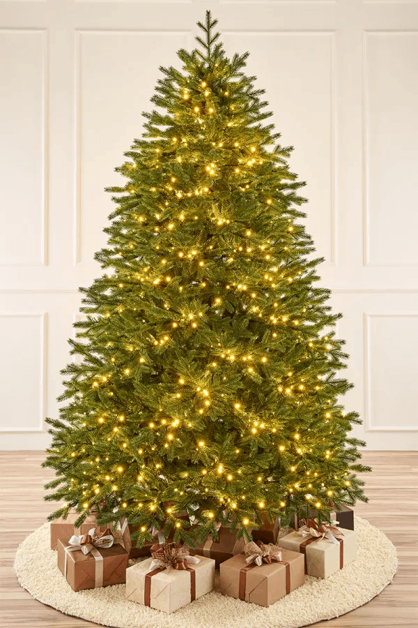 Ель с лампочками Ливадийская Max Christmas, 2.4 м | Фото 1