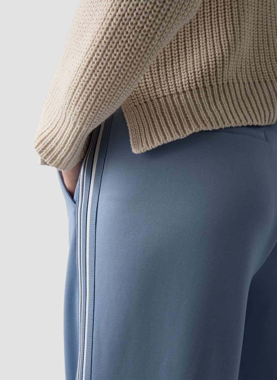 Женские брюки из трикотажа LeComte | Фото 5