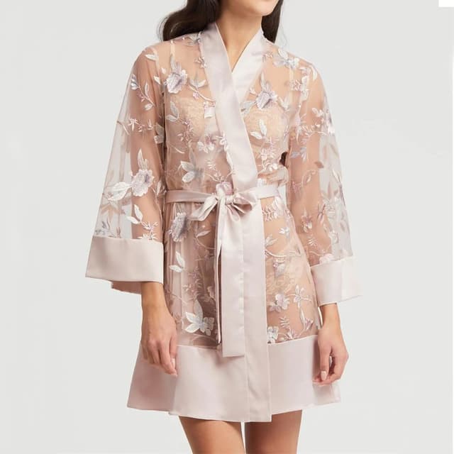 Кружевной халат-кимоно Rya Stunning Cover Up