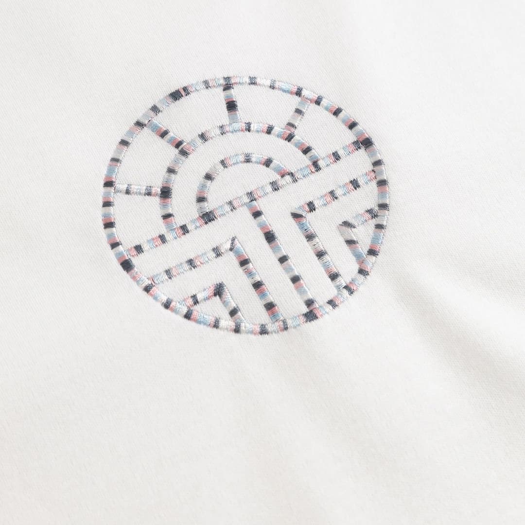 Женская футболка с вышивкой Feraud | Фото 5