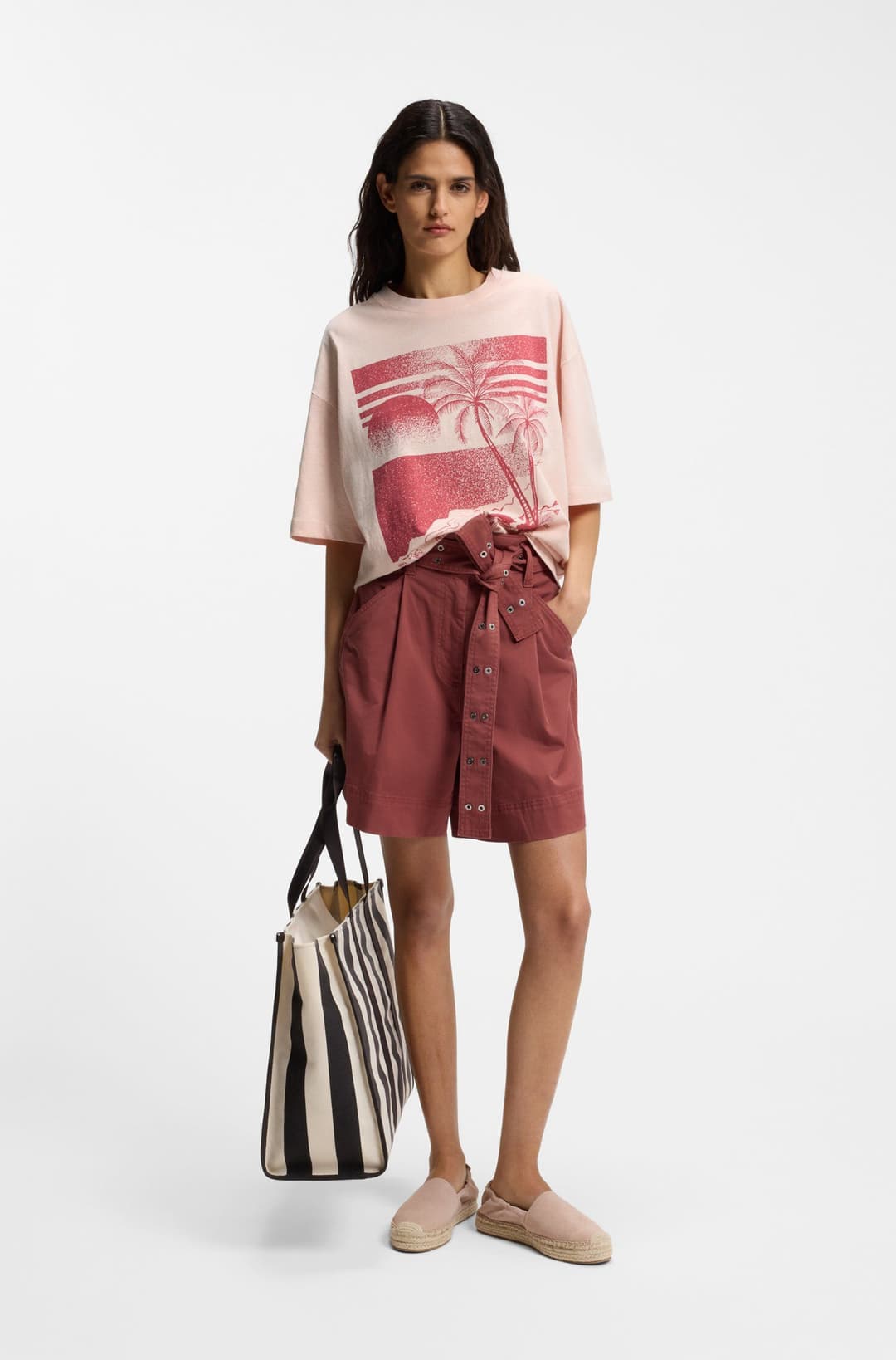 Женская футболка с принтом BOSS  | Фото 3