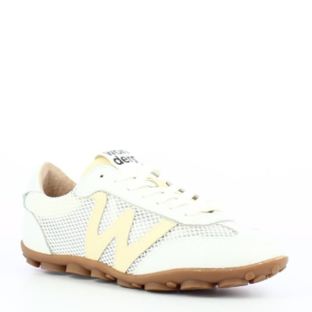 Женские кроссовки Wonders