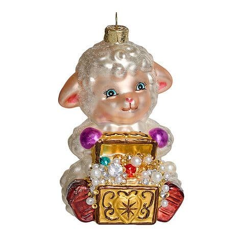 Ёлочная игрушка Овечка с сундуком сокровищ белая Holiday Classics