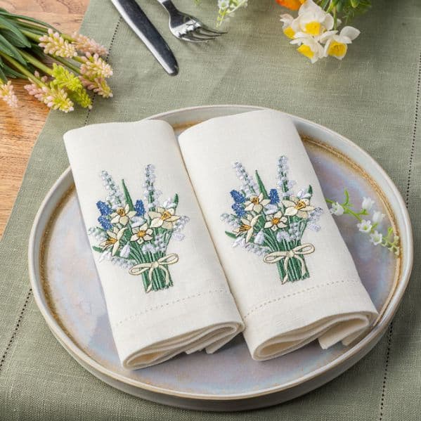 Набор салфеток Невская Вышивка, Весенний букет | Фото 1