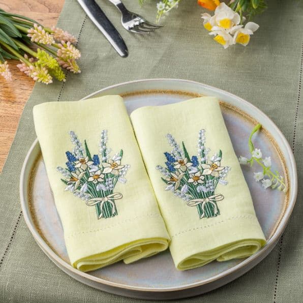 Набор салфеток Невская Вышивка, Весенний букет | Фото 1