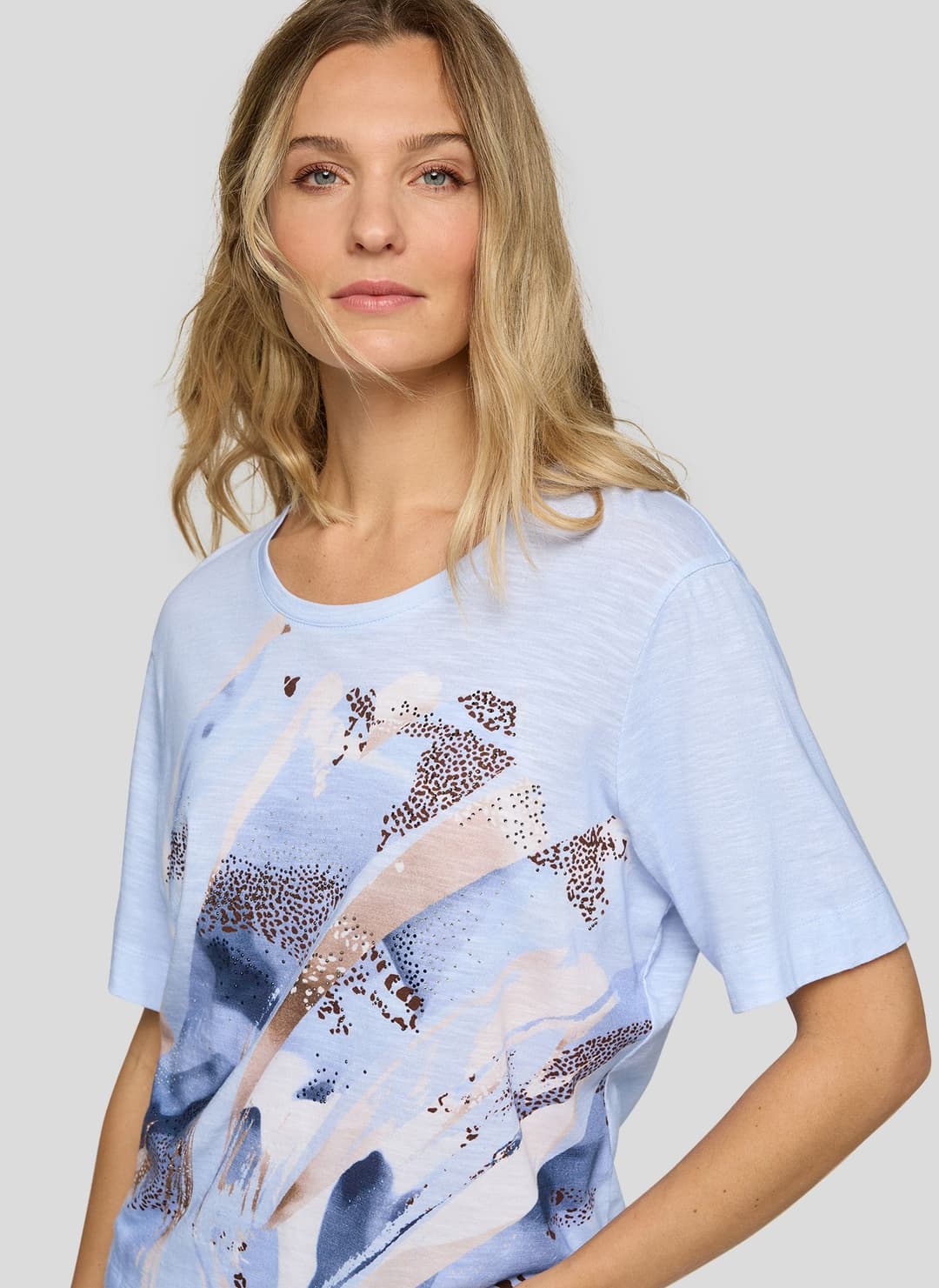 Женская футболка с принтом Rabe | Фото 6