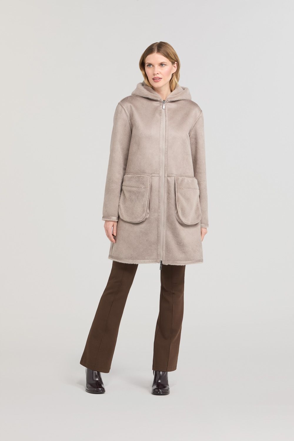 Женская двухсторонняя эко-дубленка Diego M | Фото 3