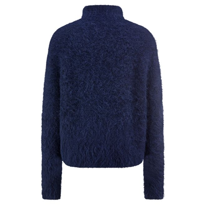 Женский свитер из пушистой пряжи RIANI | Фото 2