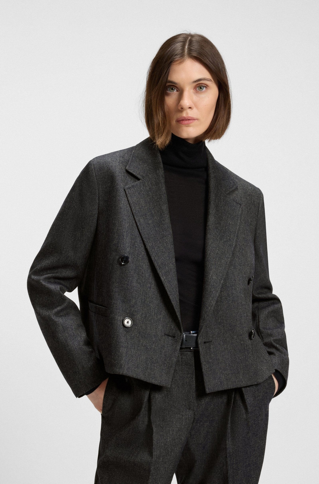 Женский короткий двубортный пиджак BOSS | Фото 2