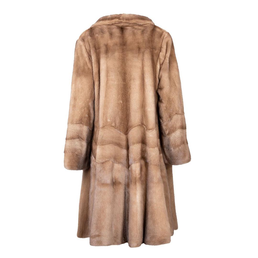 Женская шуба из норки Stella SkinnWille | Фото 2