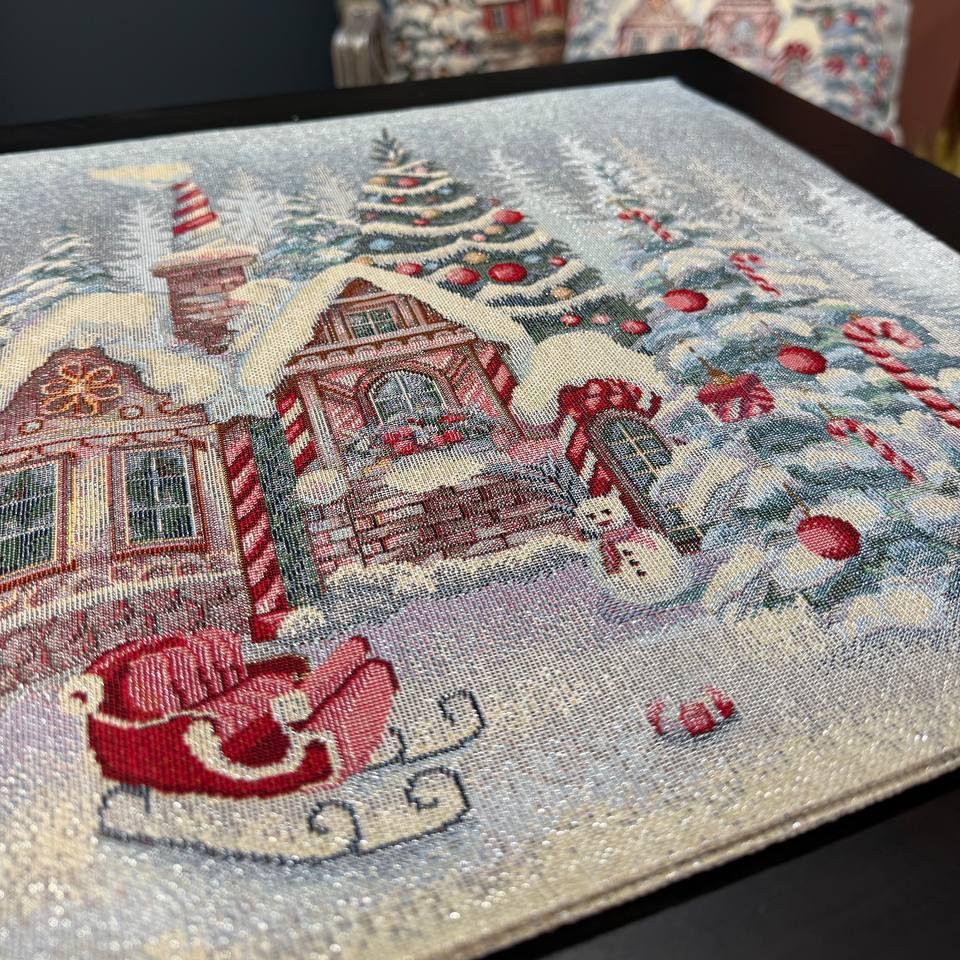 Дорожка и салфетки Снеговики Пряничные домики | Фото 1