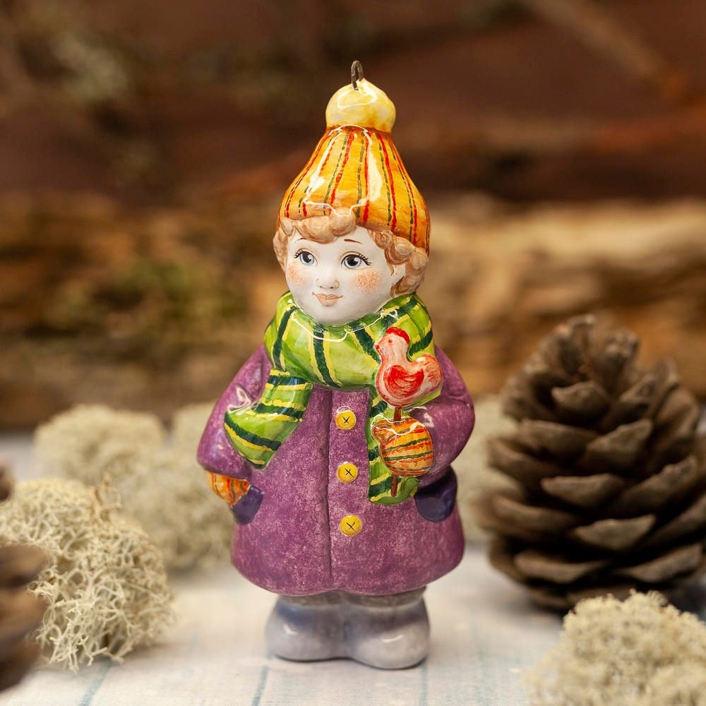 Ёлочная игрушка Сашенька с леденцом Ярославская керамика | Фото 1