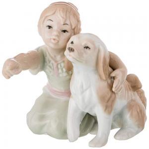 Декоративная фигурка Девушка с собакой